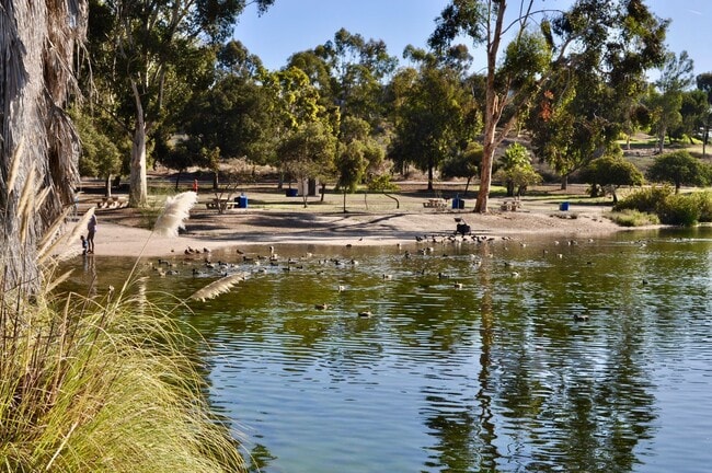 Foto del edificio - 7695 Torrem St