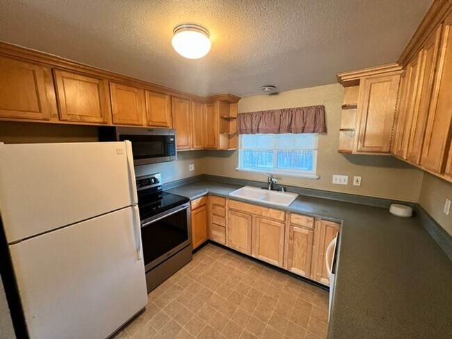 Foto del edificio -  Two Bedroom Duplex by Sparks High School