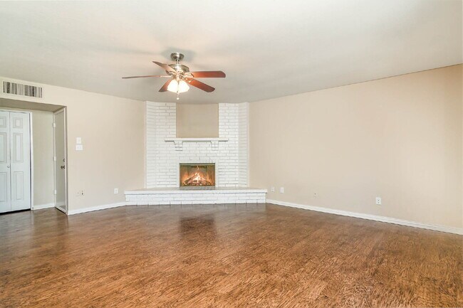 Foto del edificio - Cozy 3BR/2BA Home in a Quiet Neighborhood