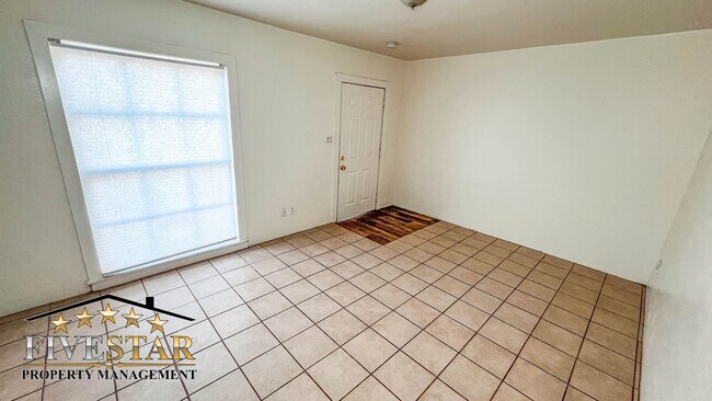 Foto del edificio - 3624 M St