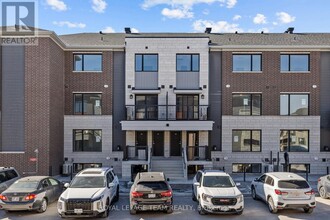 Building Photo - 931 Creekway Private