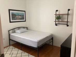 Building Photo - 1159 Millbrook Cir