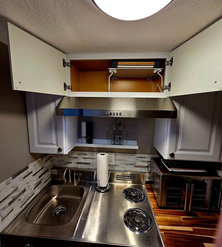 Photo - 2205 Buttonwood Dr (Sandy, UT)