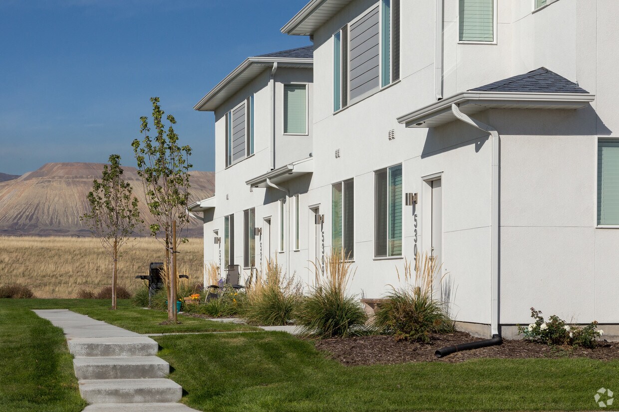 Olympus at the Canyons Apartments 5223 W Terrabithia Ln Herriman, UT