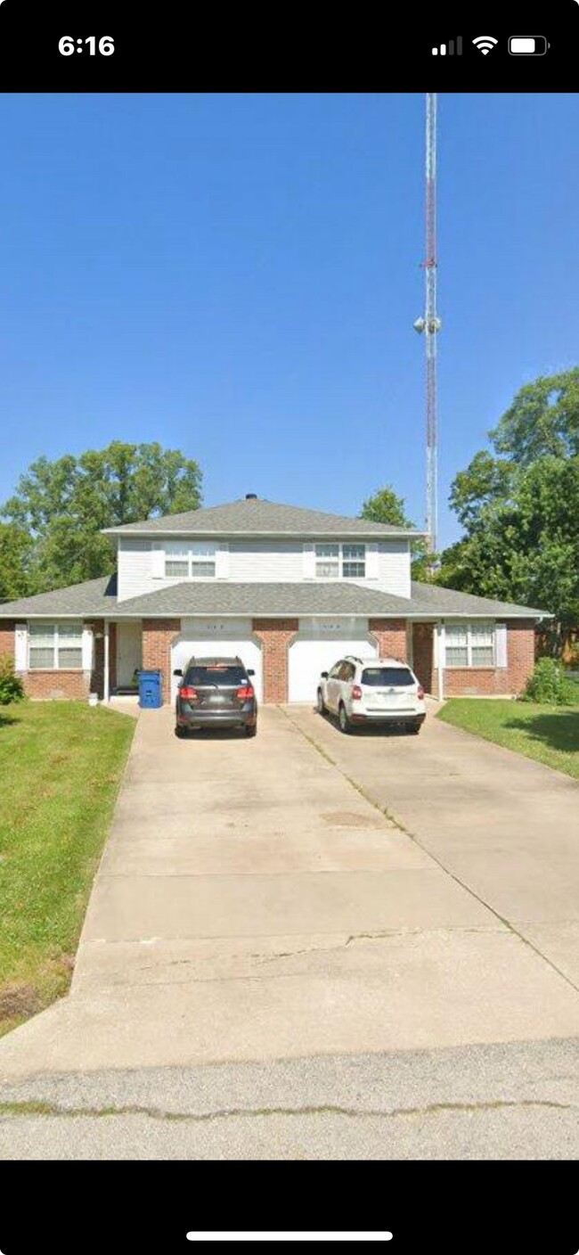 Building Photo - 514A Perrey Dr