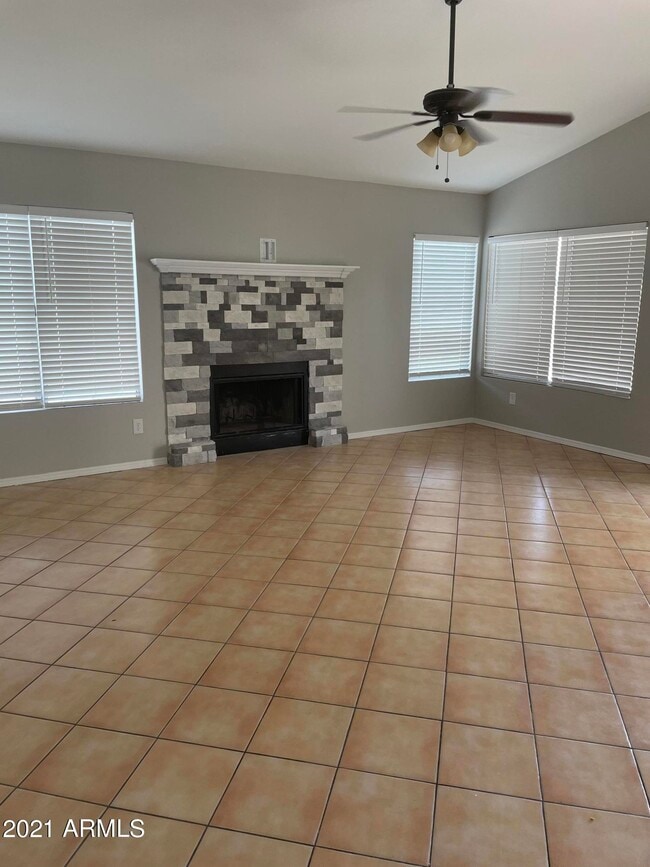 Foto del edificio - 9002 W Caribbean Ln