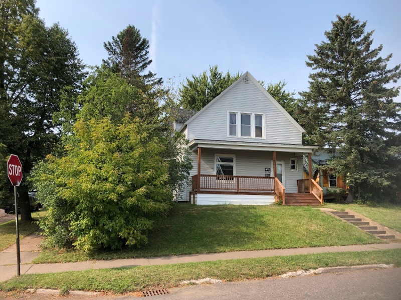 Primary Photo - 701 E 8th St