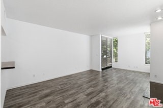 Building Photo - 500 S Barrington Ave