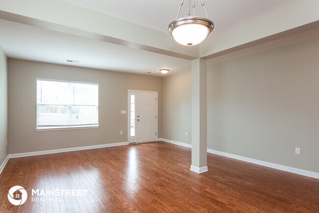 Building Photo - Welcome Home!
