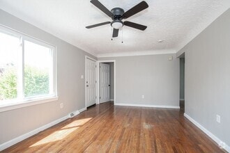 Building Photo - 16311 Westview Ave