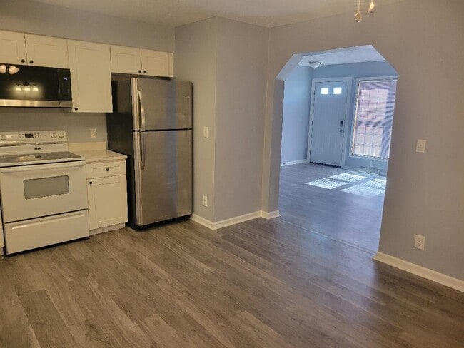 Building Photo - 4130 Chelten Ave