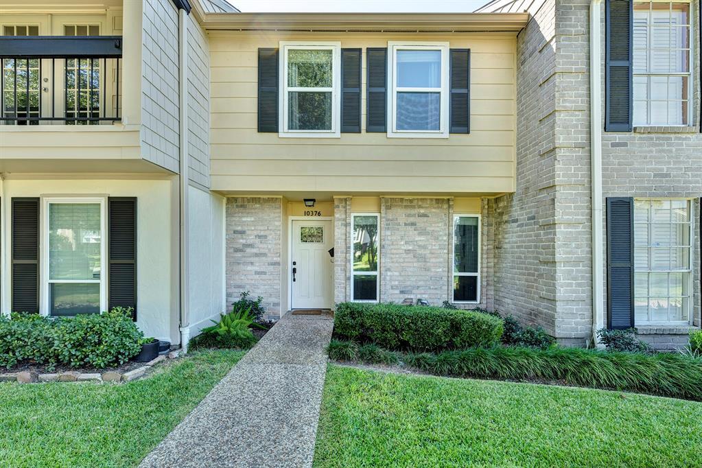 10376 Briar Forest Dr Unit 32/4, Houston, TX 77042 Condo for Rent in