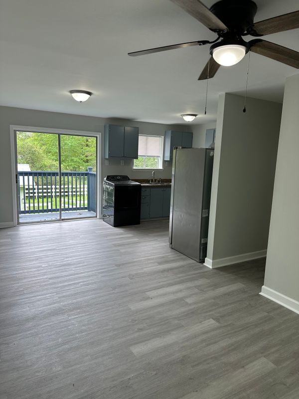 Foto del edificio - 15260 Sam George Rd