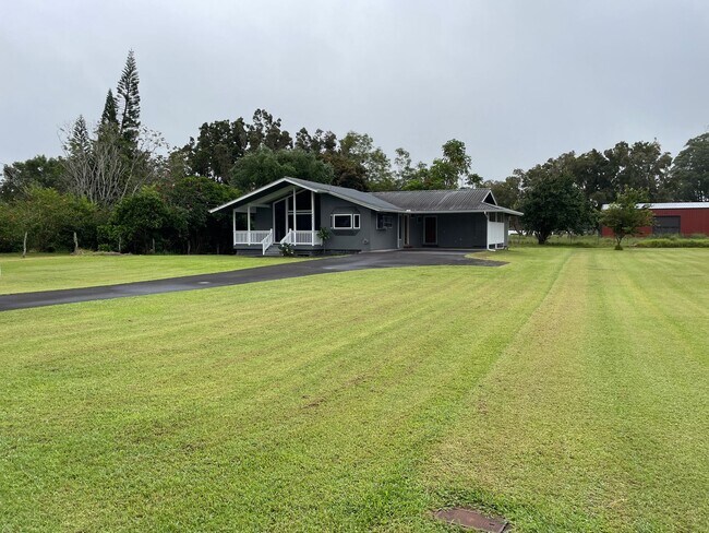 Building Photo - White, June K. (Kohala)