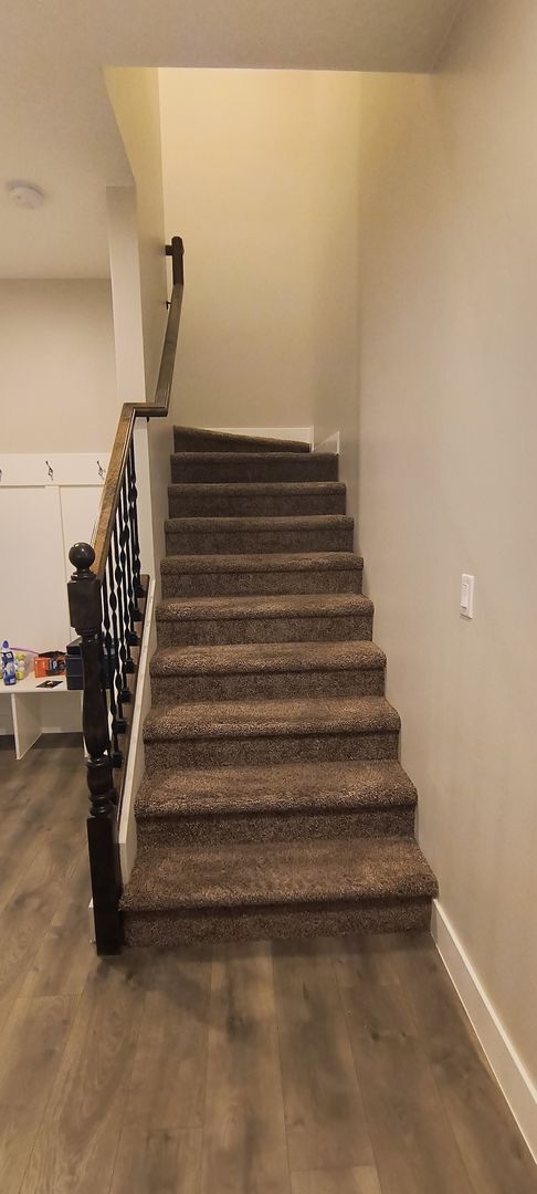 Foto del edificio - 3 Bedroom 3 Bathroom 2 Car Garage Townhome For rent.