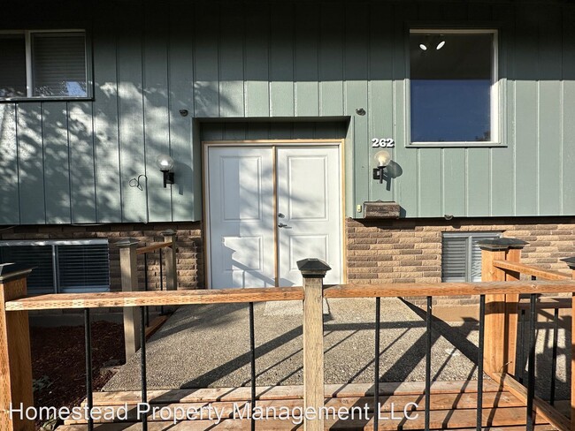 Building Photo - 4 br, 2 bath House - 262 Candlewood Way N