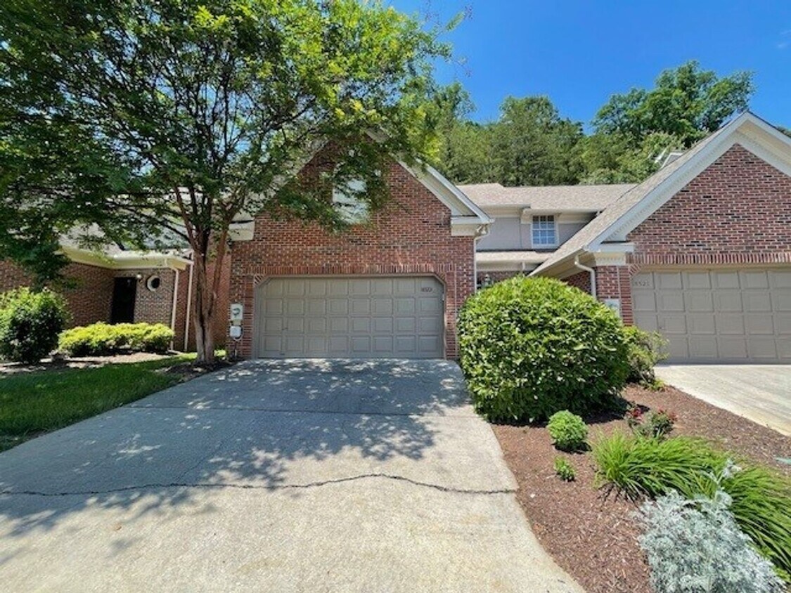 PRICE REDUCTION!! LYONS CROSSING VILLAS..... - PRICE REDUCTION!!  LYONS CROSSING VILLAS.....