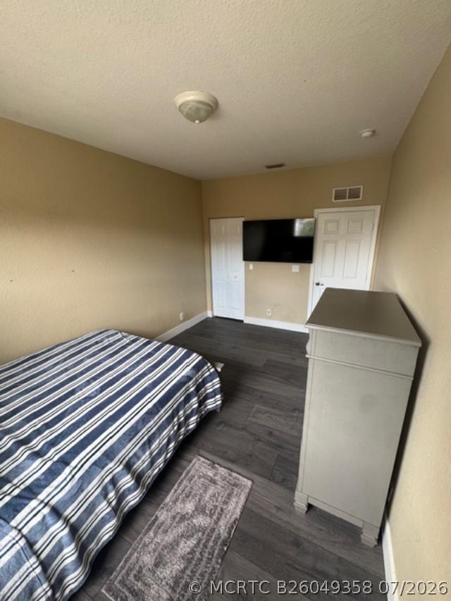 Foto del edificio - 1033 Grove Park Cir