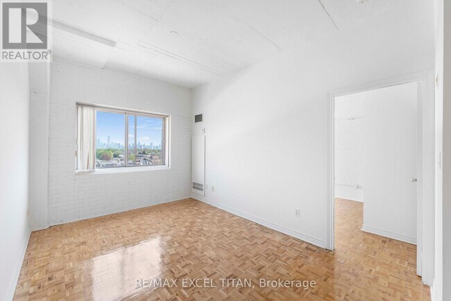 Photo du bâtiment - 1401 Dupont St