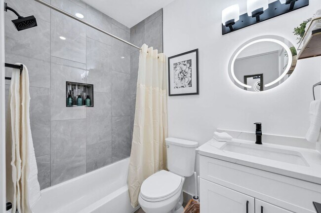 Photo - Charming 2BD 2Bath In Brightwood Park Apartment