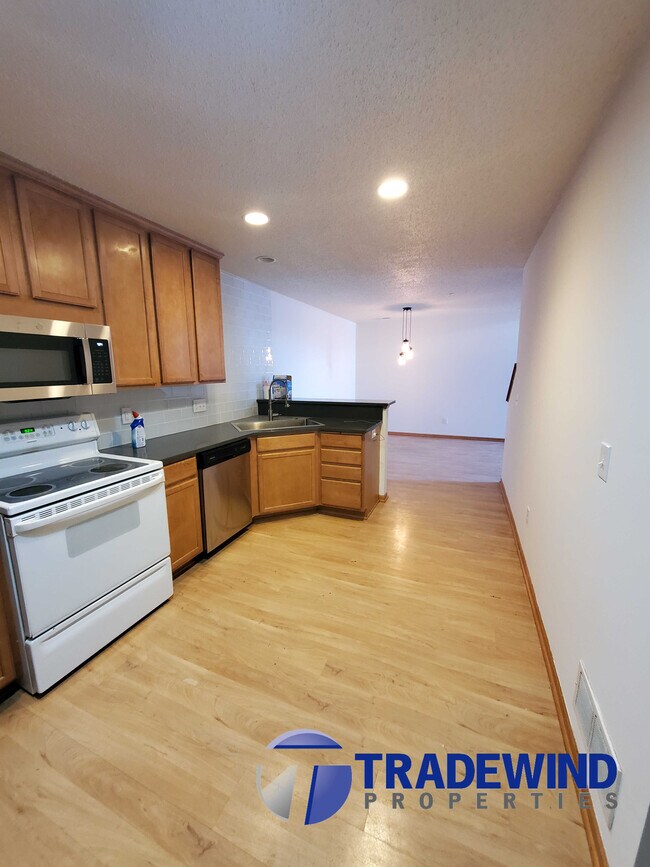 Foto del edificio - 13552 Partridge Cir NW