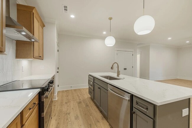 Foto del edificio - 2056 Grace Johns Cir