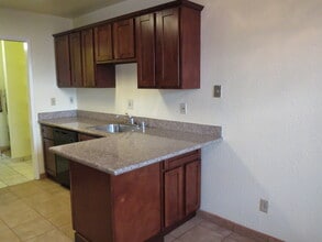 Building Photo - 41 Astrida Dr