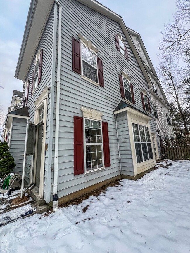 Foto del edificio - Townhome in Piney Orchard