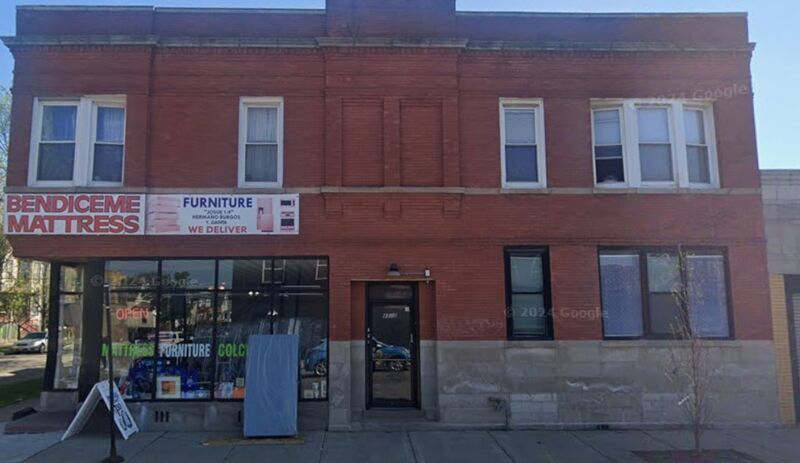 Primary Photo - 4503 W Armitage Ave