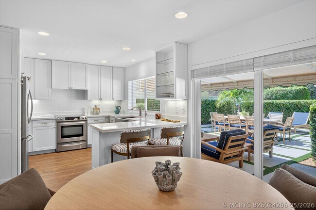 Foto del edificio - 11352 Briarwood Pl