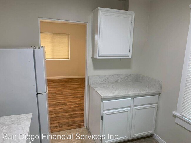 Foto del edificio - 2 br, 1 bath House - 2883 Webster Ave.