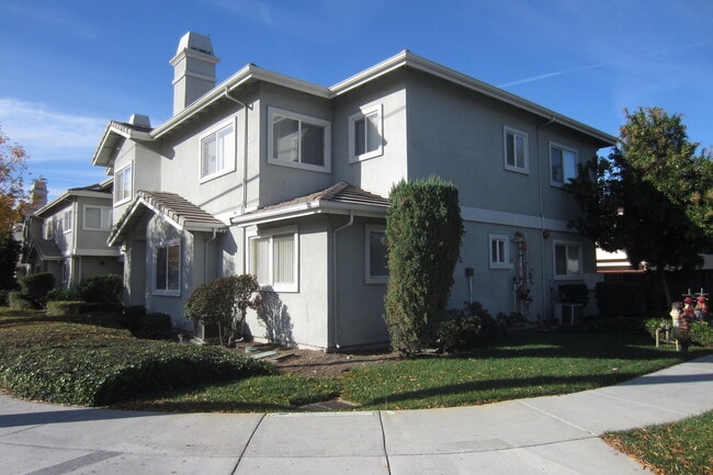 3845 Blackford Ave