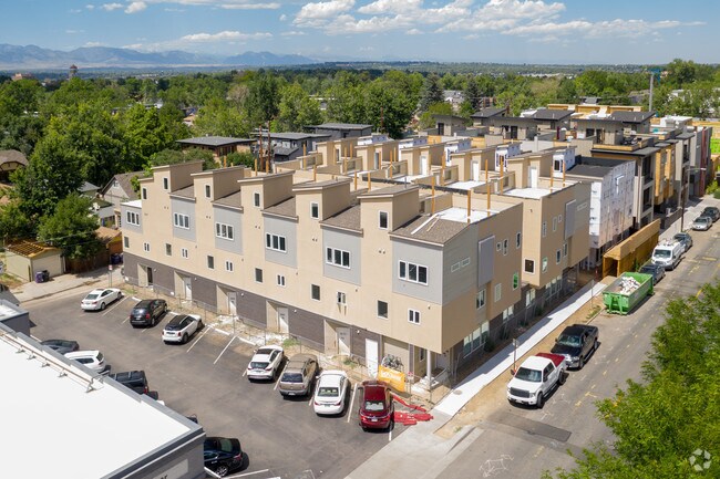 Building Photo - 4431-4437 Tennyson St