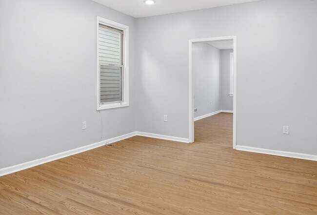 Building Photo - 12 E 49th St