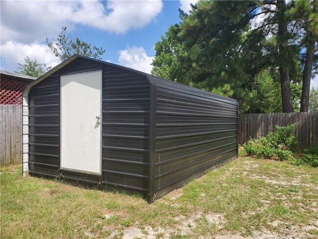 Building Photo - 2460 Saltwood Rd