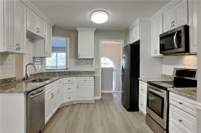 Foto del edificio - 1210 Hannah Ct SE