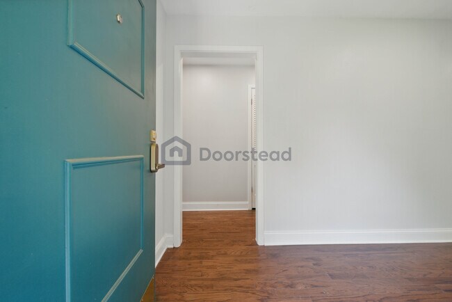 Foto del edificio - 7338 Walling Ln