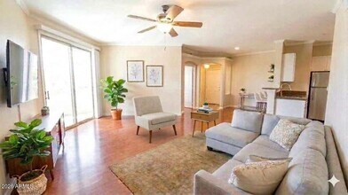 Building Photo - 1701 E Colter St