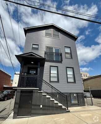 Building Photo - 106 Jersey St