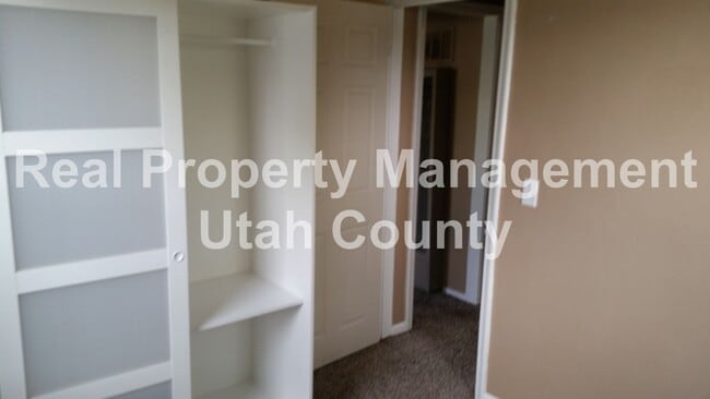 Building Photo - Cozy Provo Home