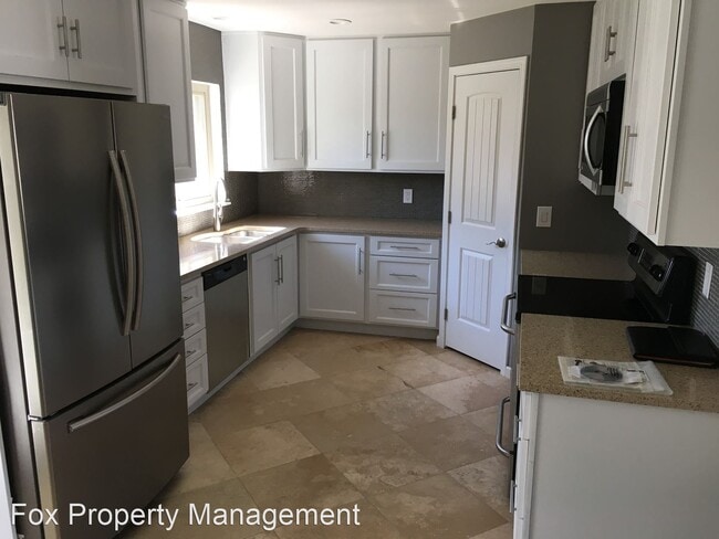 Building Photo - 5 br, 3 bath House - 9662 West 63rd Place