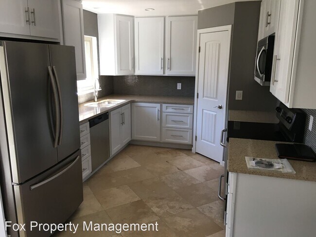 Foto del edificio - 5 br, 3 bath House - 9662 West 63rd Place