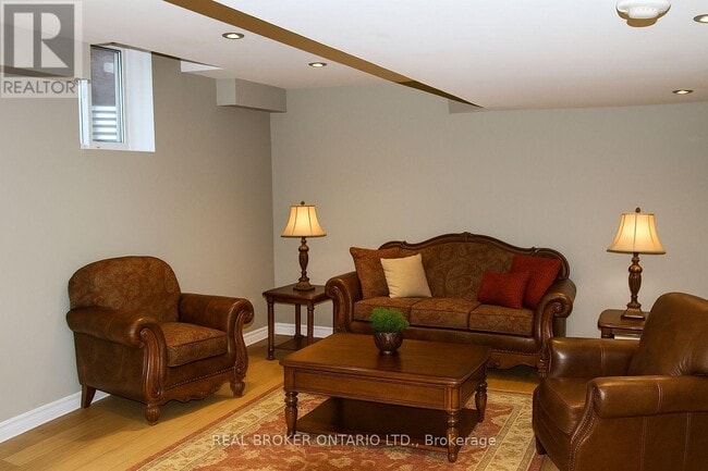 Building Photo - 147 Jordanray Blvd