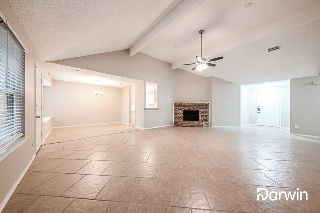 Building Photo - 619 Pickard Dr