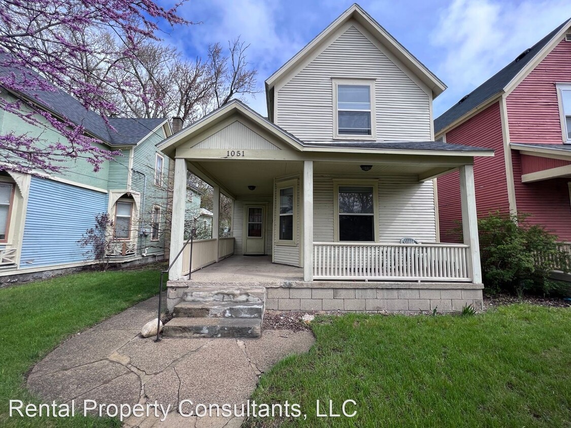 Primary Photo - 3 br, 1.5 bath House - 1051 Wealthy Street SE