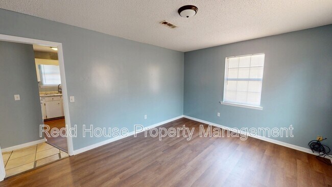 Foto del edificio - 119 Nann St