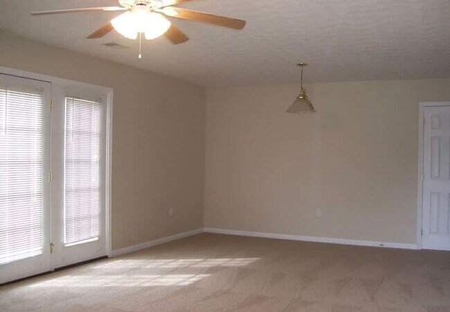 Foto del edificio - NEW PRICE ~ Same Great Property!