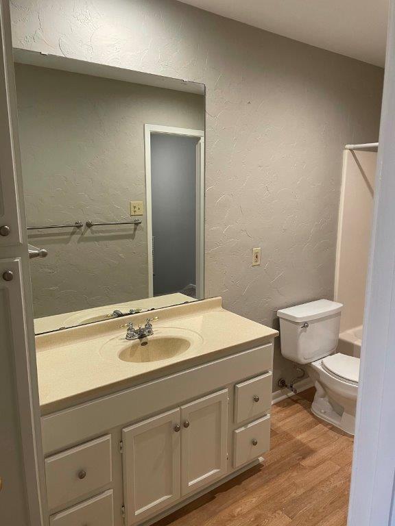 Foto del edificio - 966 Sunmeadow Dr