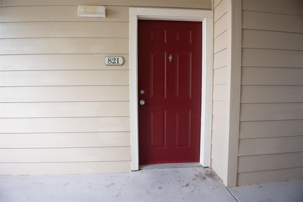 Foto principal - 2320 Gracy Farms Ln