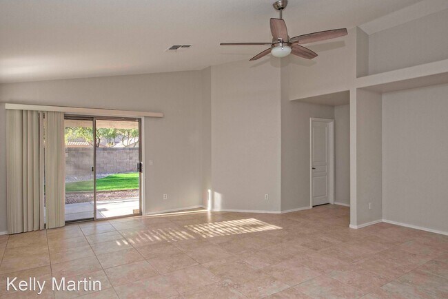Foto del edificio - 3 br, 2 bath House - 24028 N 21st Way